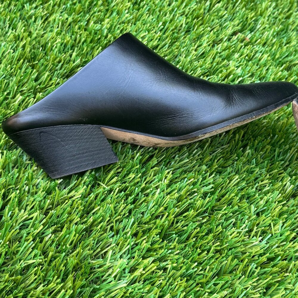 VINCE Leather Black Almond Toe Mules/Booties Size 8M - Euro 38